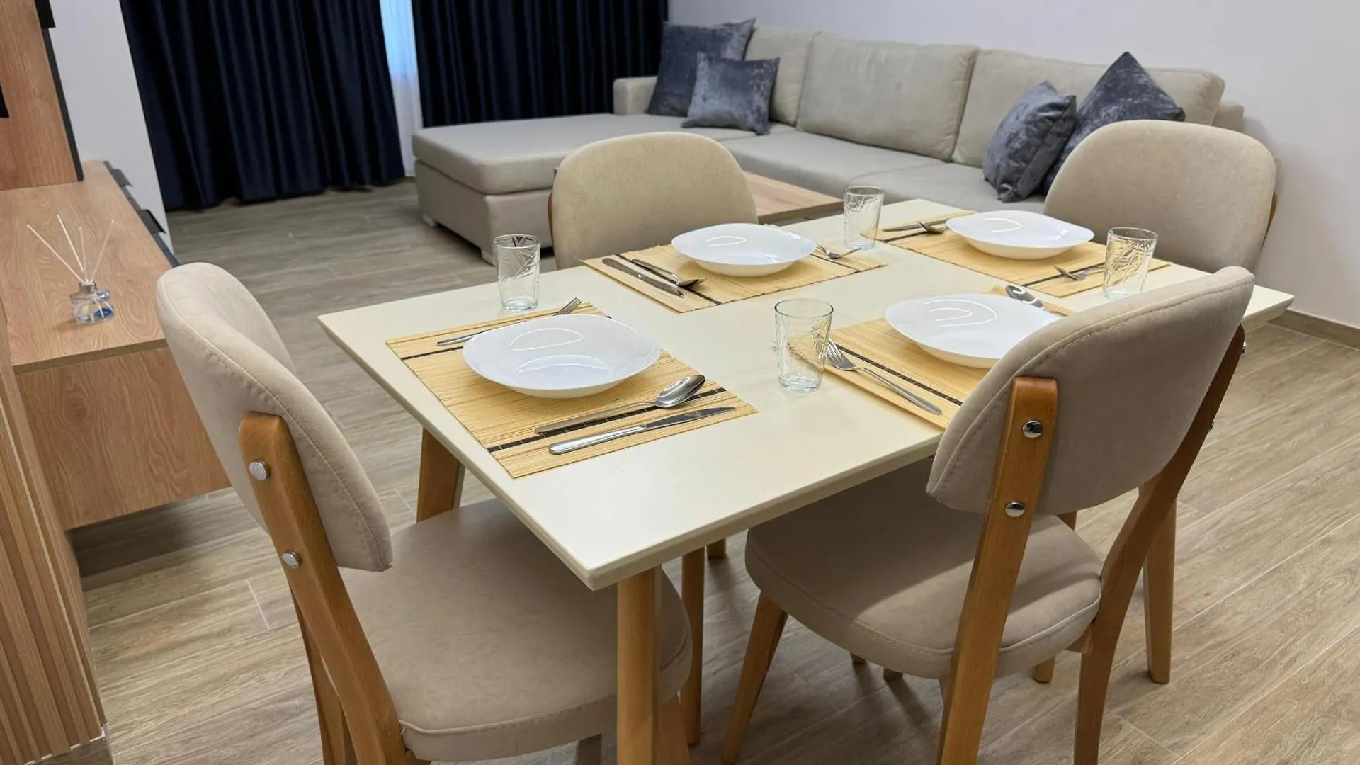 Isla'S Luxurious Seaside Apartments Durrës Albanie